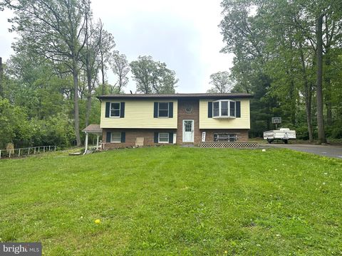 4003 FALLS ROAD MILLERS MD 21102
