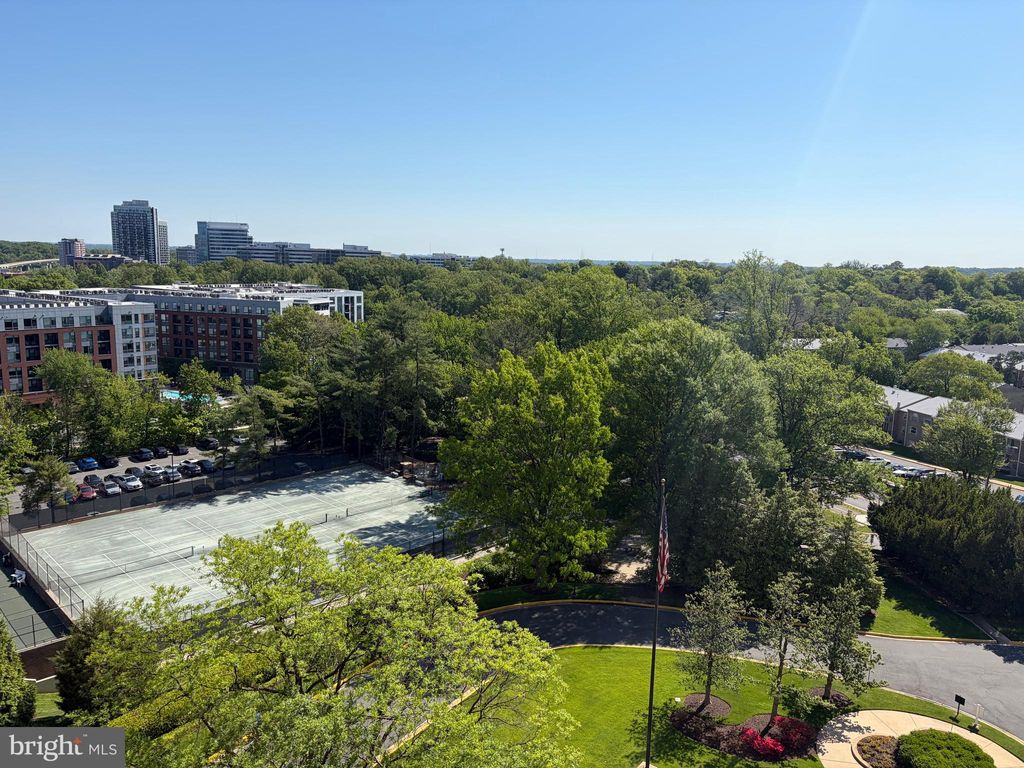 Photo of 1800 Old Meadow Road #909, MCLEAN, VA 22102 (MLS # VAFX2312230)