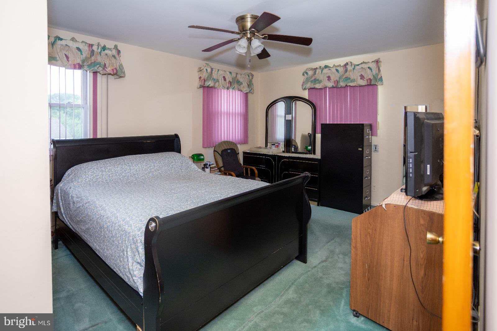 PINE VALLEY - Residential