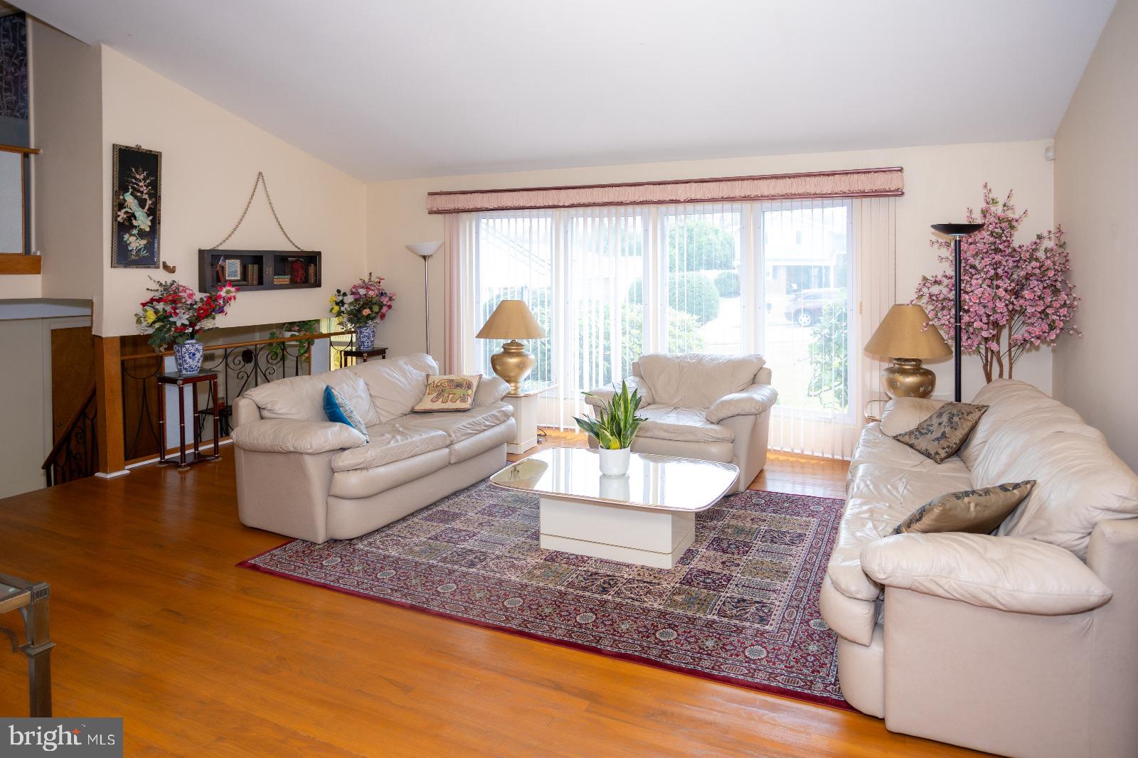 PINE VALLEY - Residential