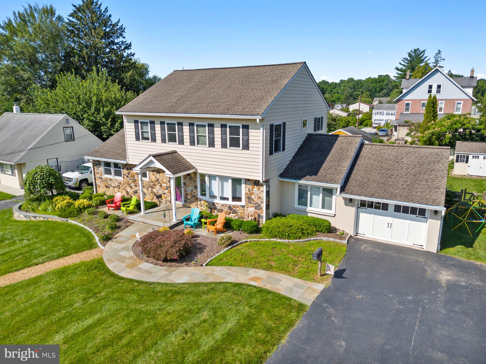 12 CRUMLEY AVENUE