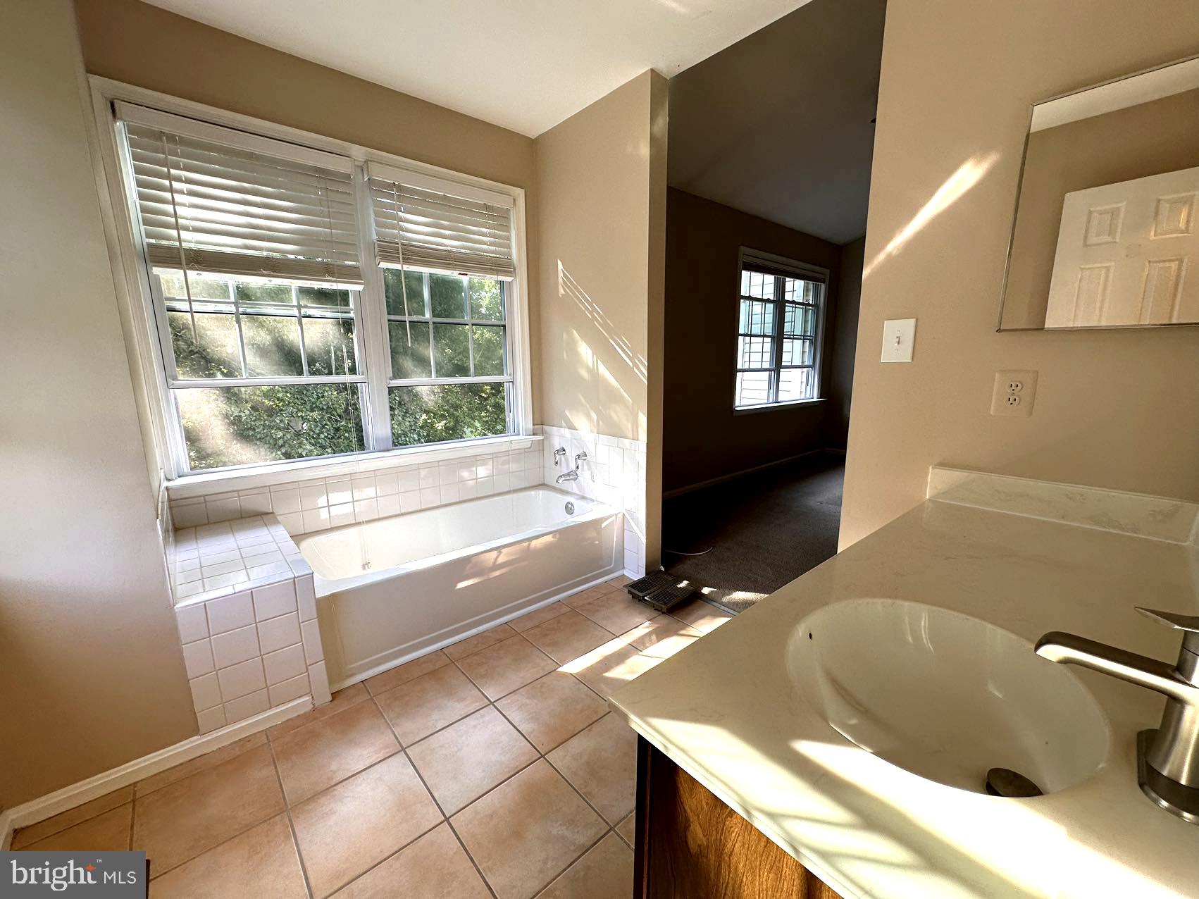 THE REACH - Residential Lease