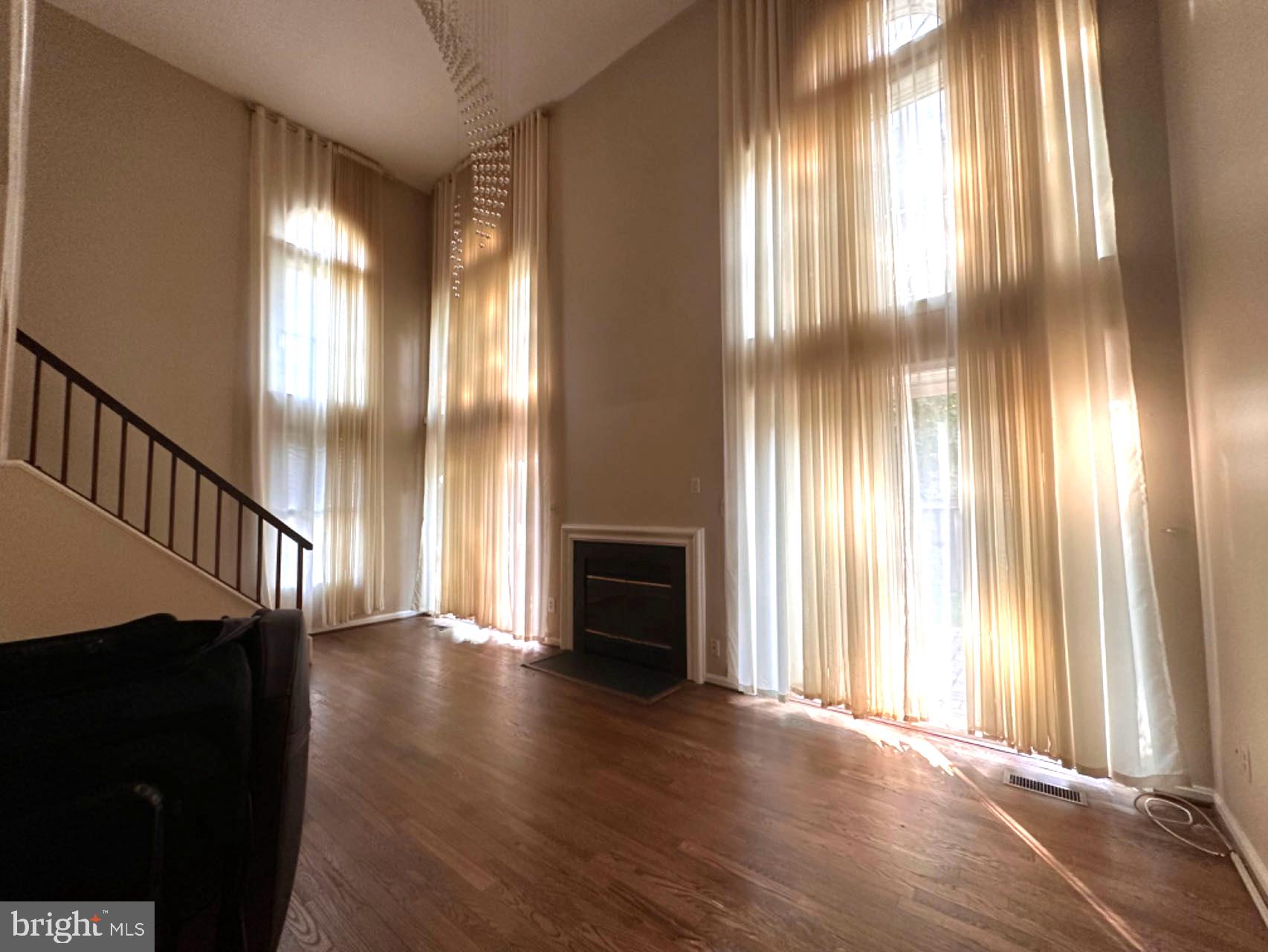 THE REACH - Residential Lease