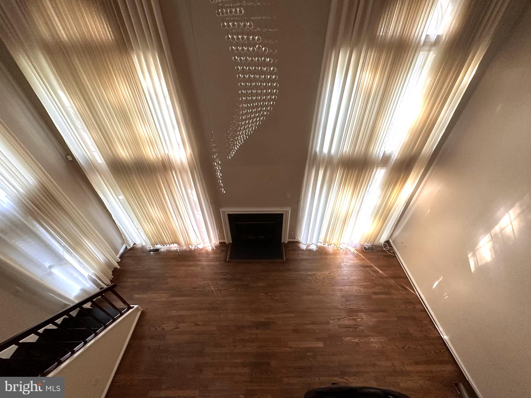 THE REACH - Residential Lease