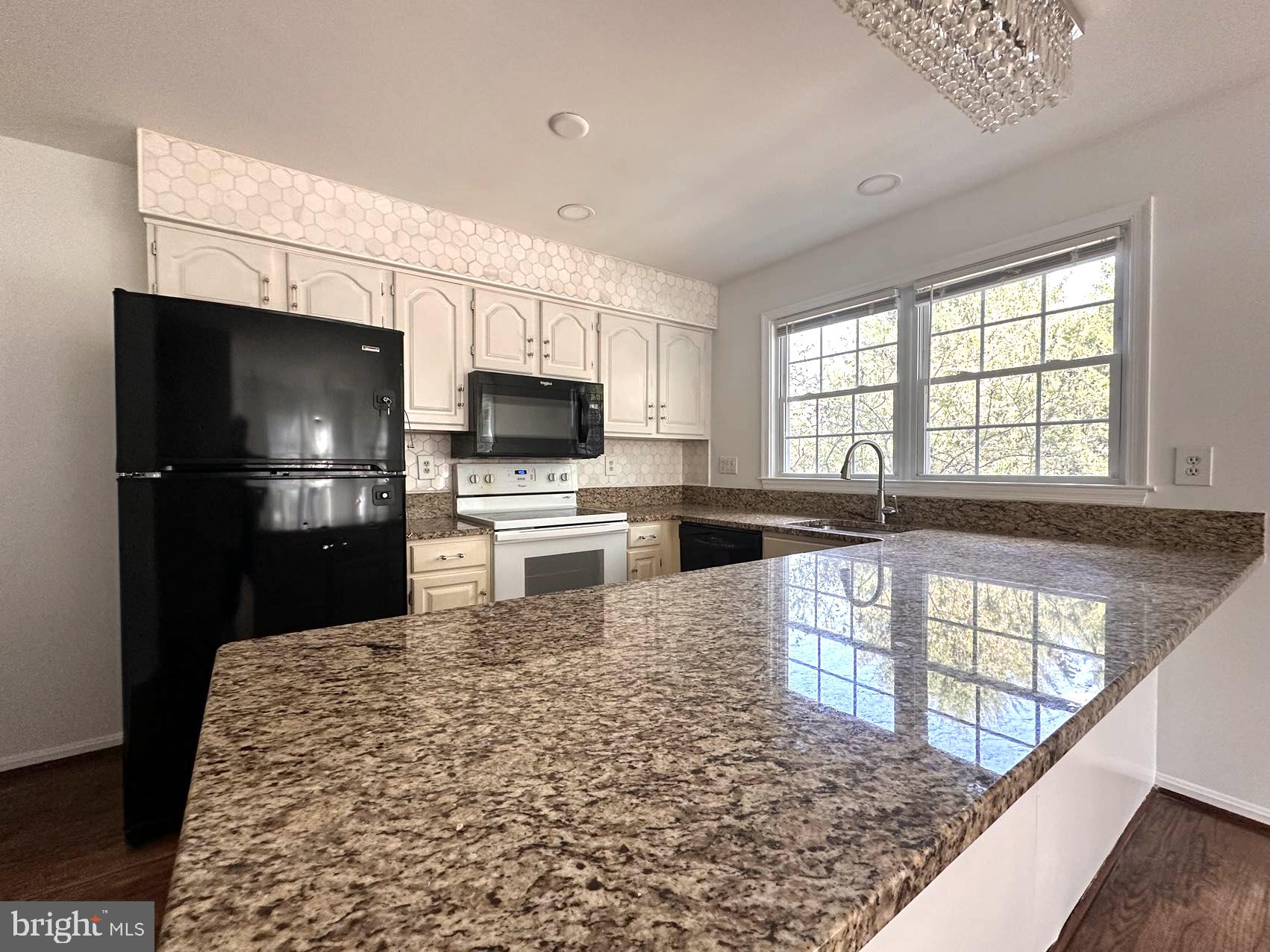 THE REACH - Residential Lease