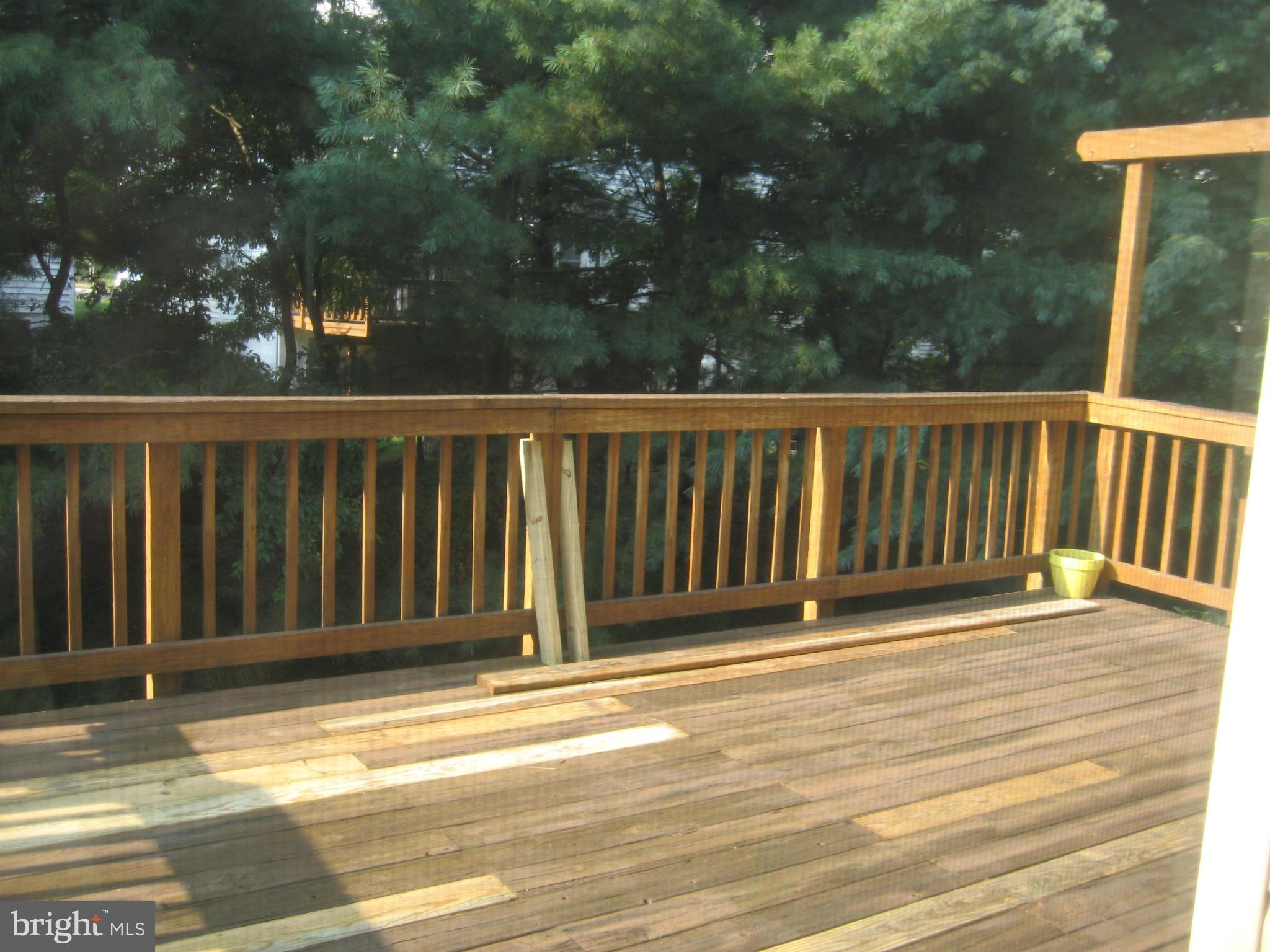 ENGLEWOOD MEWS - Residential Lease