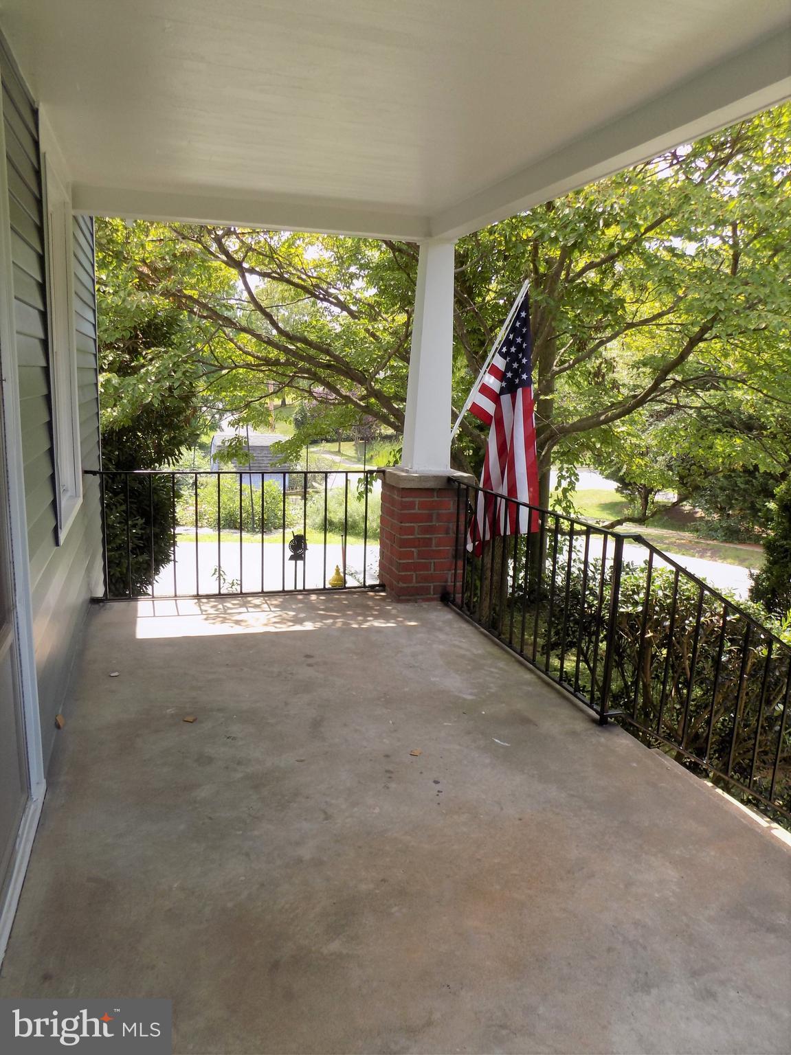 FAIRVIEW VILLAGE - Residential