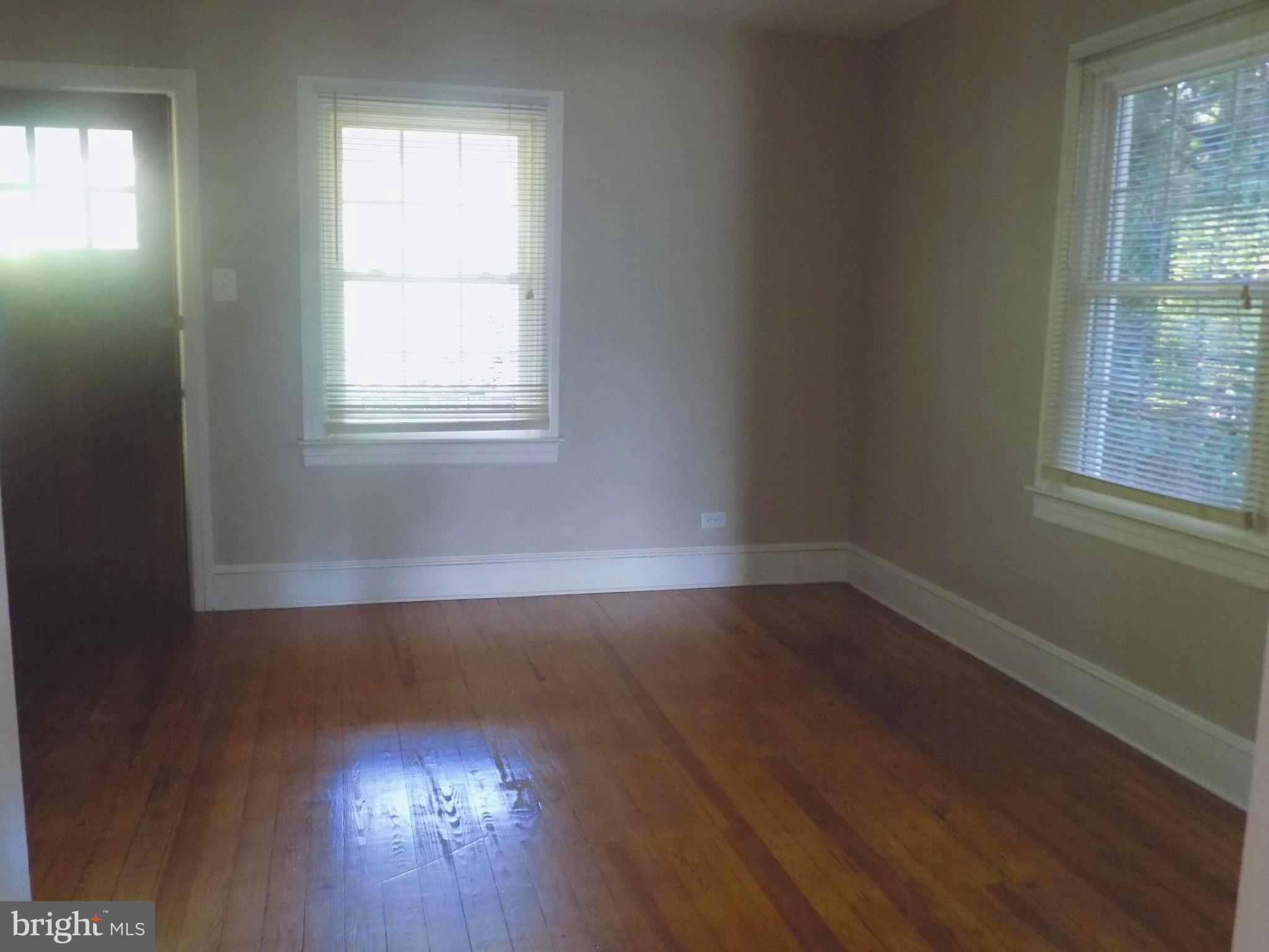 FAIRVIEW VILLAGE - Residential