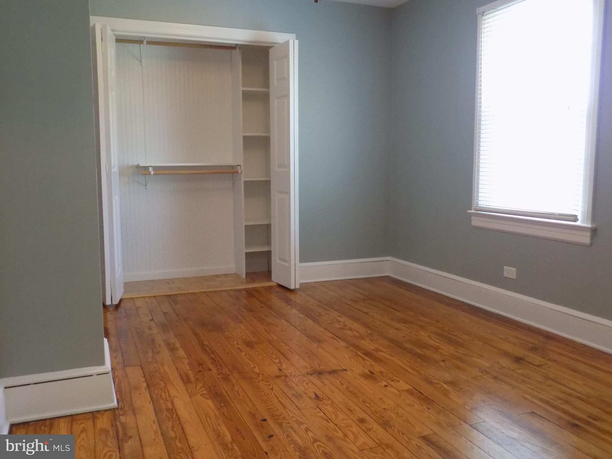 FAIRVIEW VILLAGE - Residential