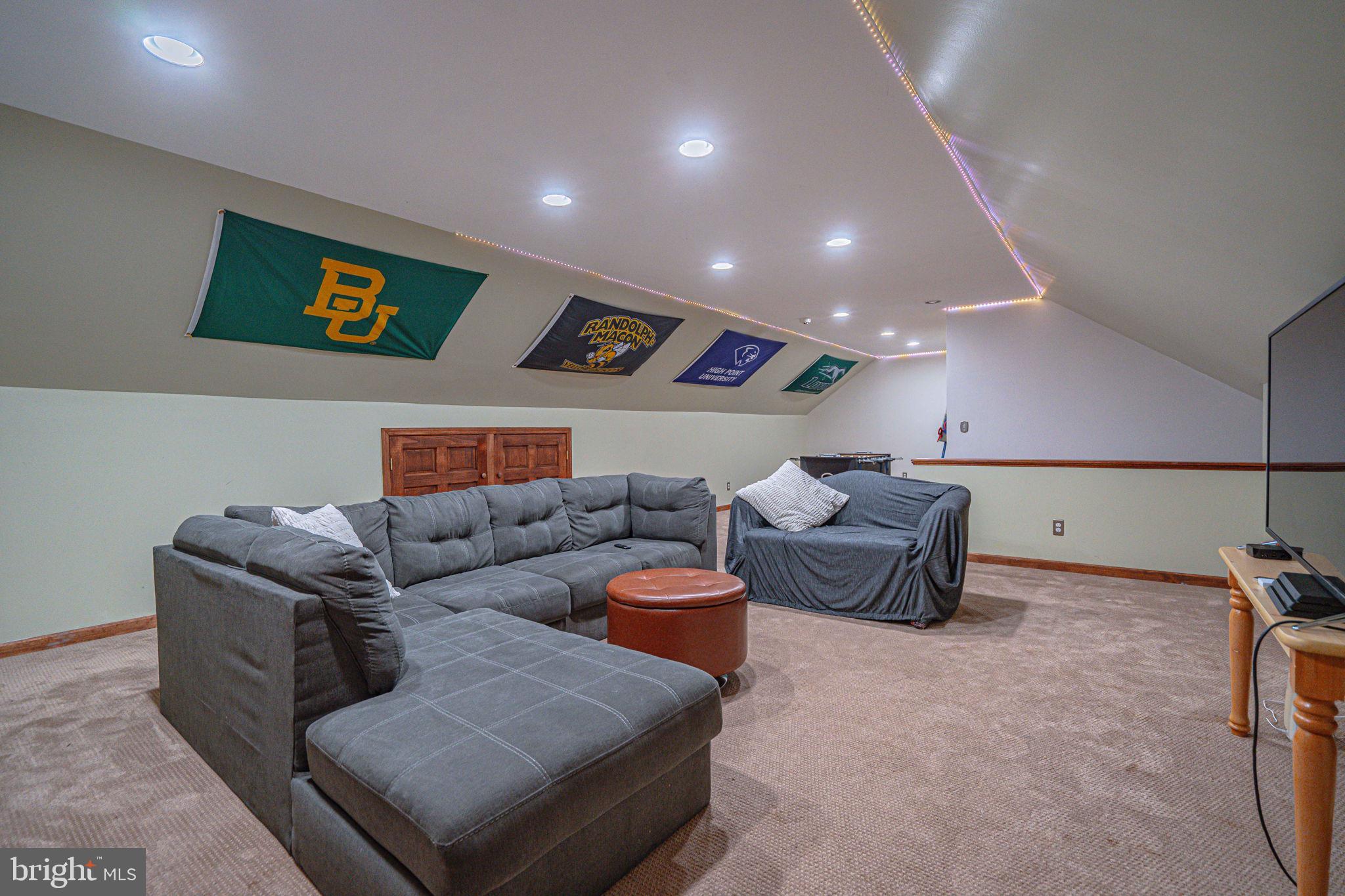 WEISENBERG TWP - Residential