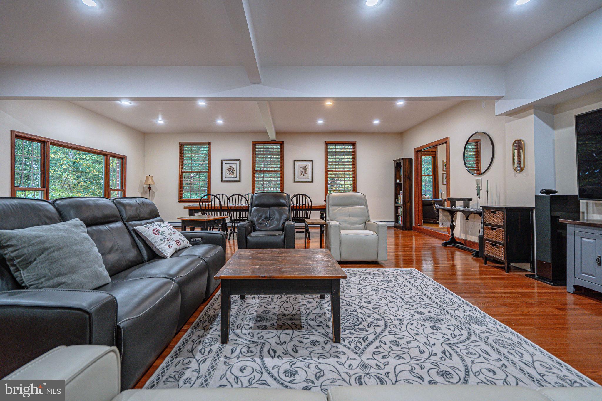 WEISENBERG TWP - Residential