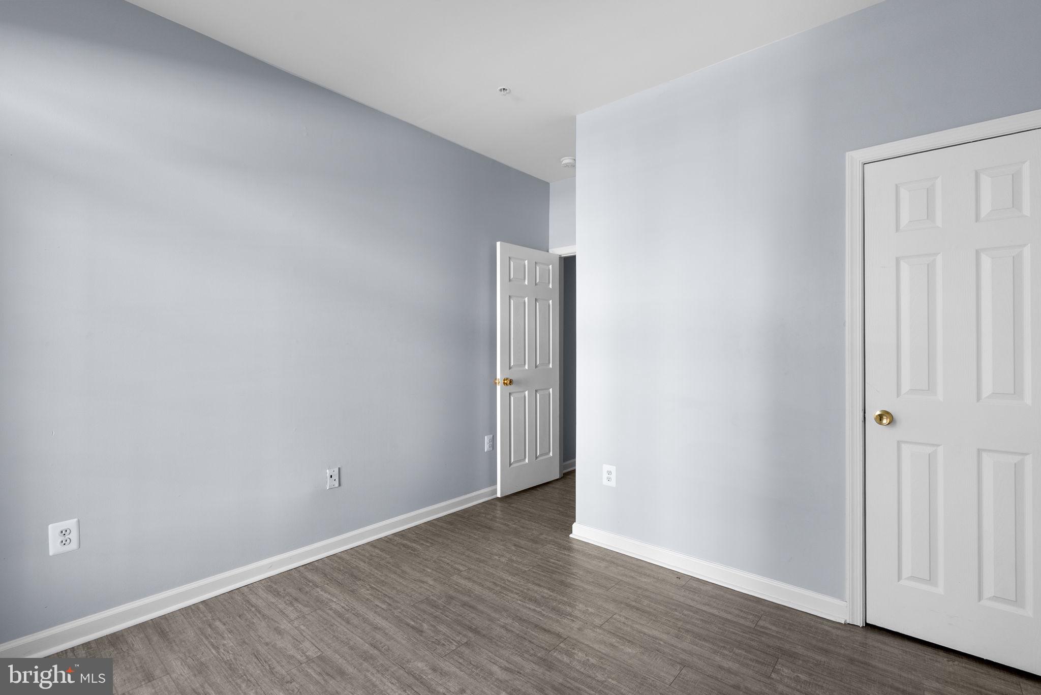 THE TOWNES CONDOMINIUM - Residential