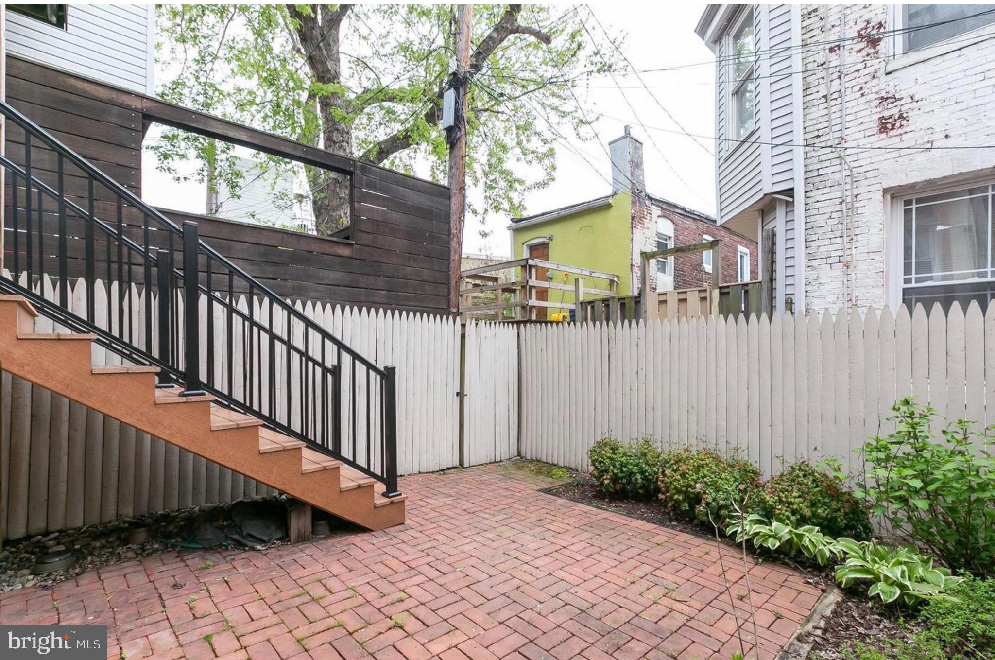 BUTCHERS HILL - Residential