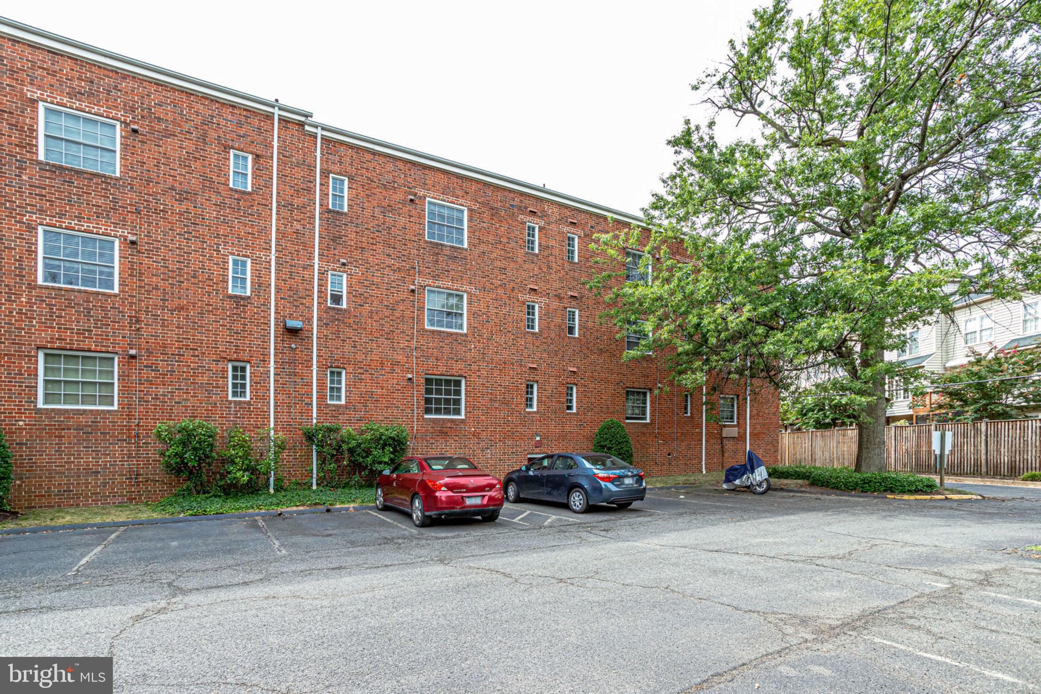 POTOWMACK CROSSING - Residential