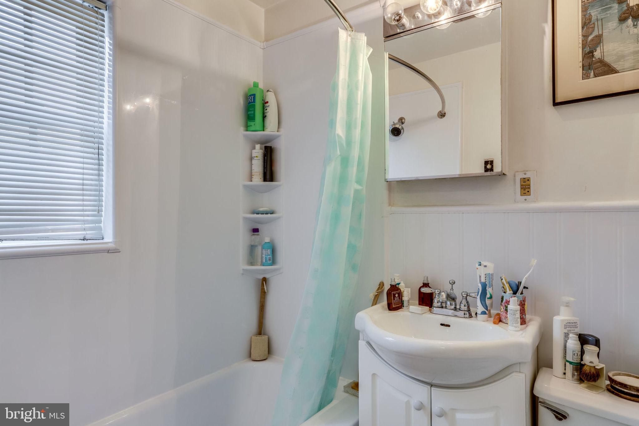 POTOWMACK CROSSING - Residential