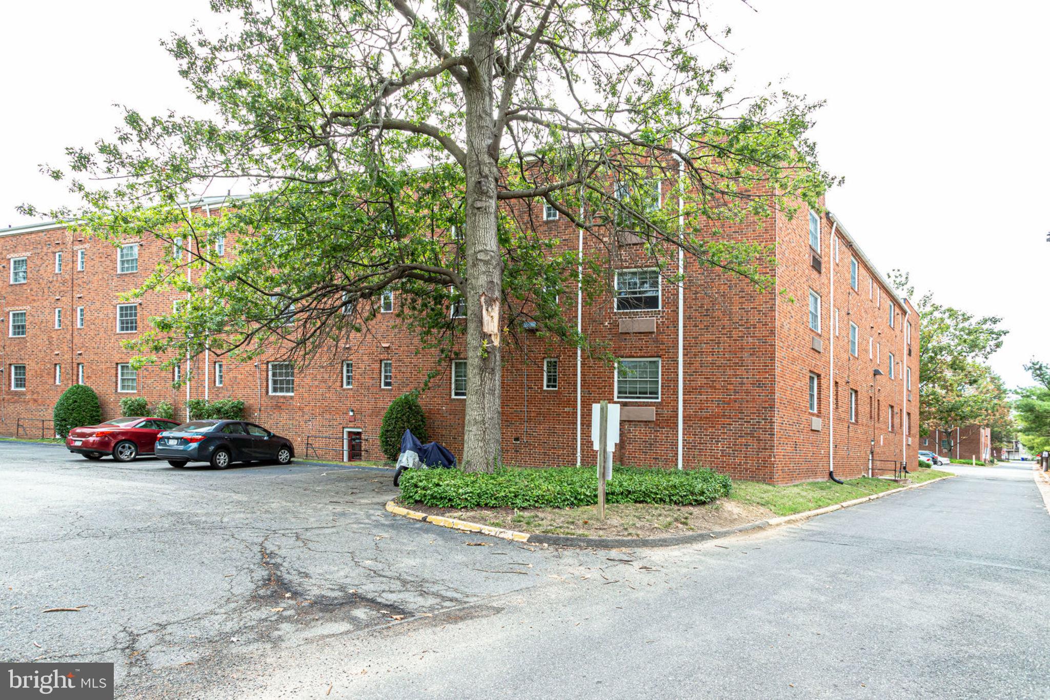 POTOWMACK CROSSING - Residential