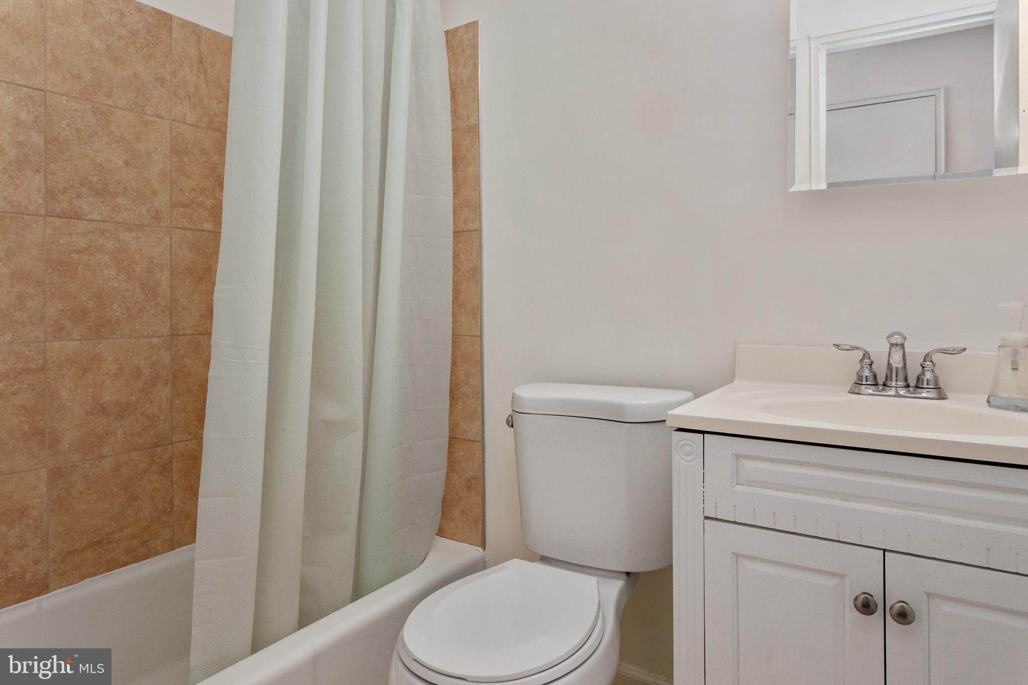 SILVER SPRING - Residential