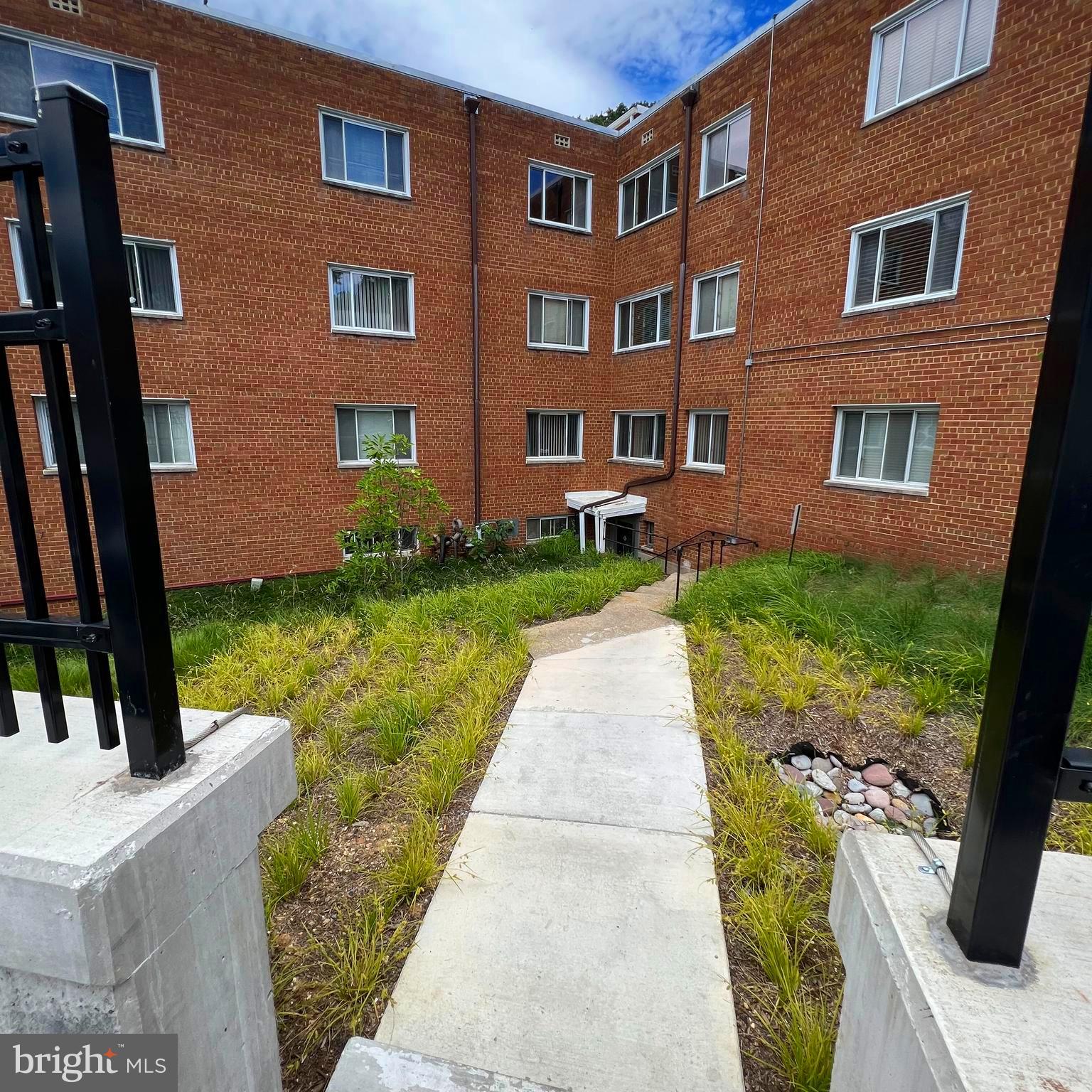 SILVER SPRING - Residential