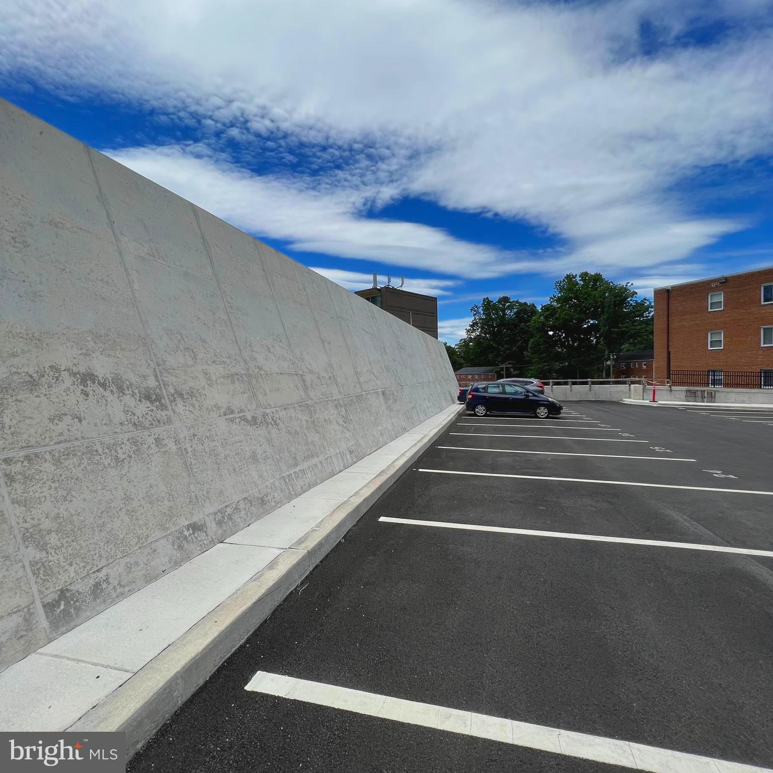 SILVER SPRING - Residential