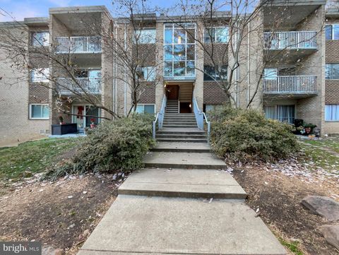 8006 CHANUTE PLACE 10 FALLS CHURCH VA 22042
