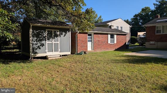 CAMPUS HILLS - Residential Lease