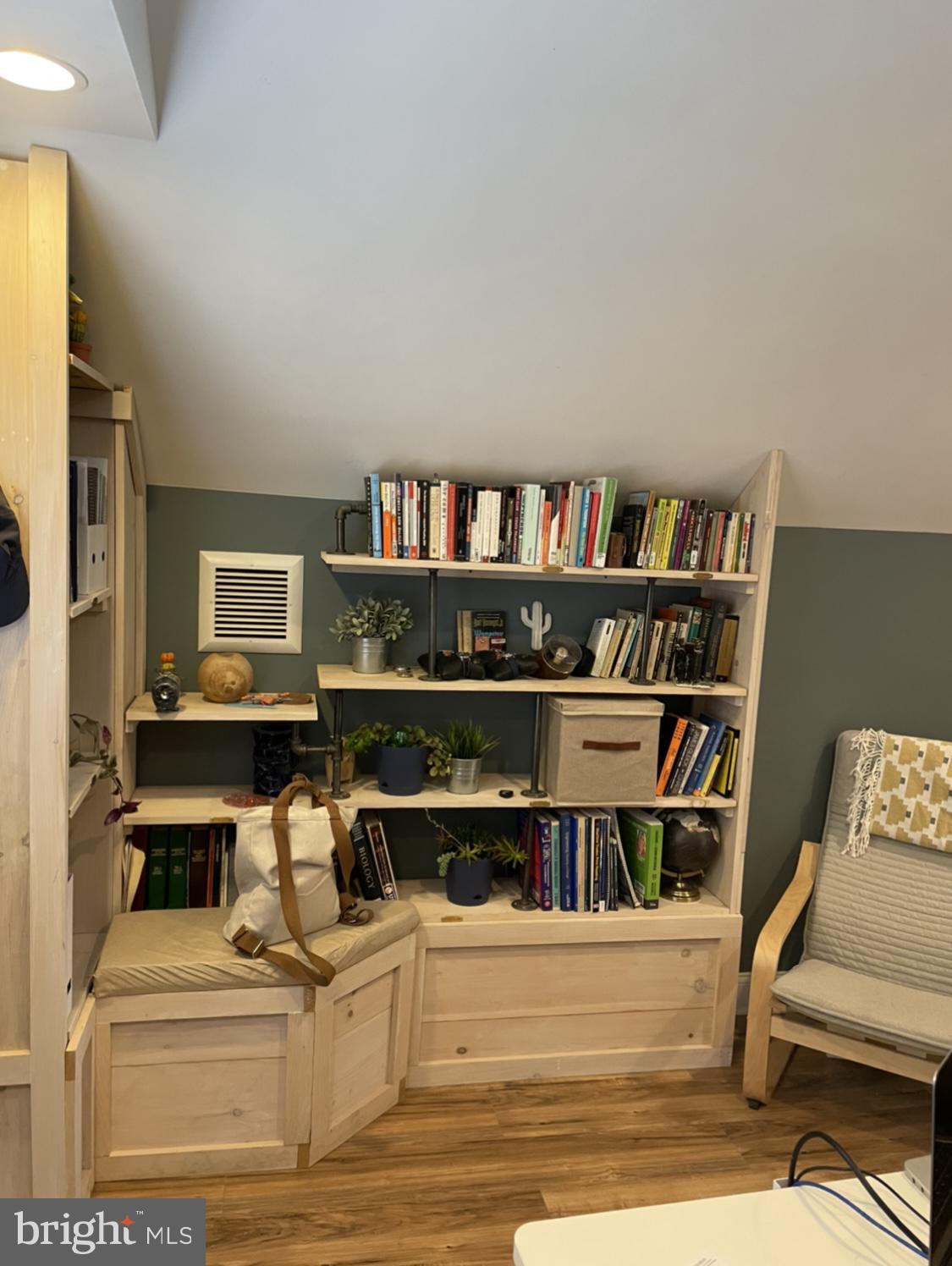 MANHEIM BOROUGH - Residential