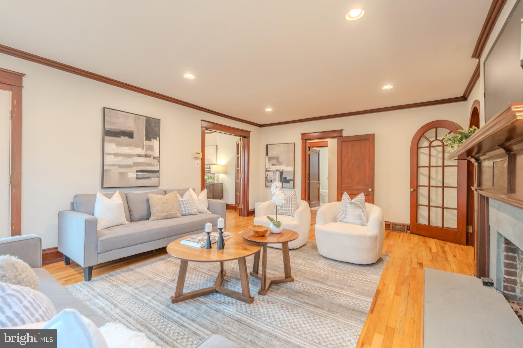 PADDOCK FARMS - Residential