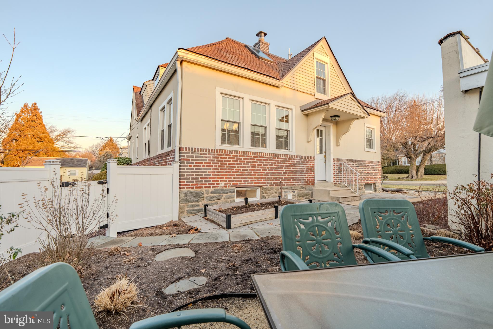 PADDOCK FARMS - Residential