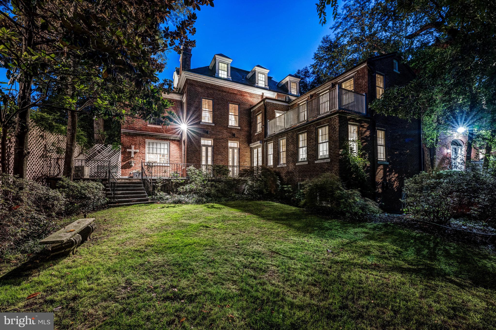GEORGETOWN - Residential