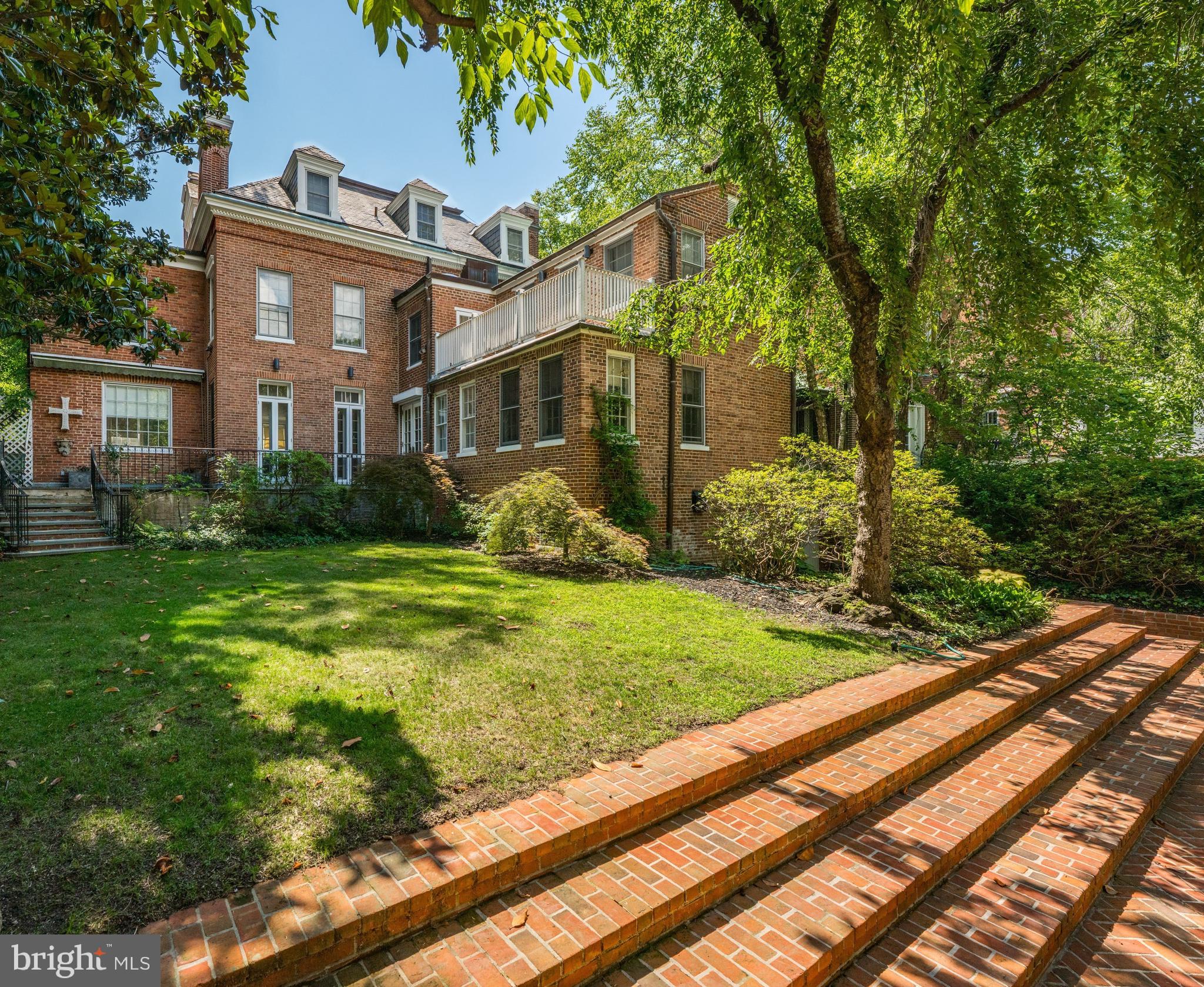 GEORGETOWN - Residential
