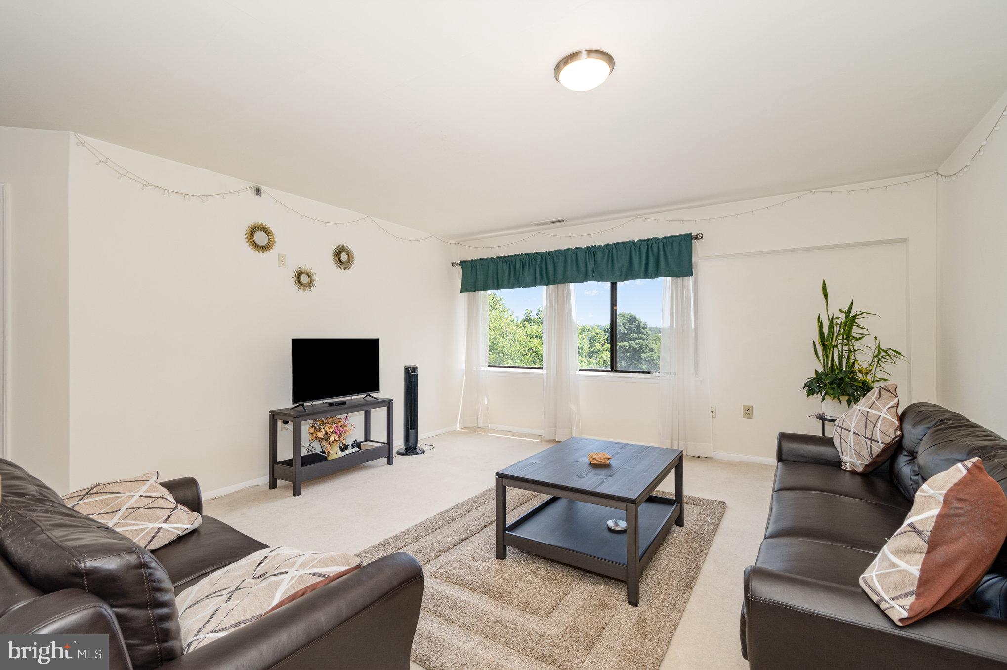 CROSS KEYS - Residential