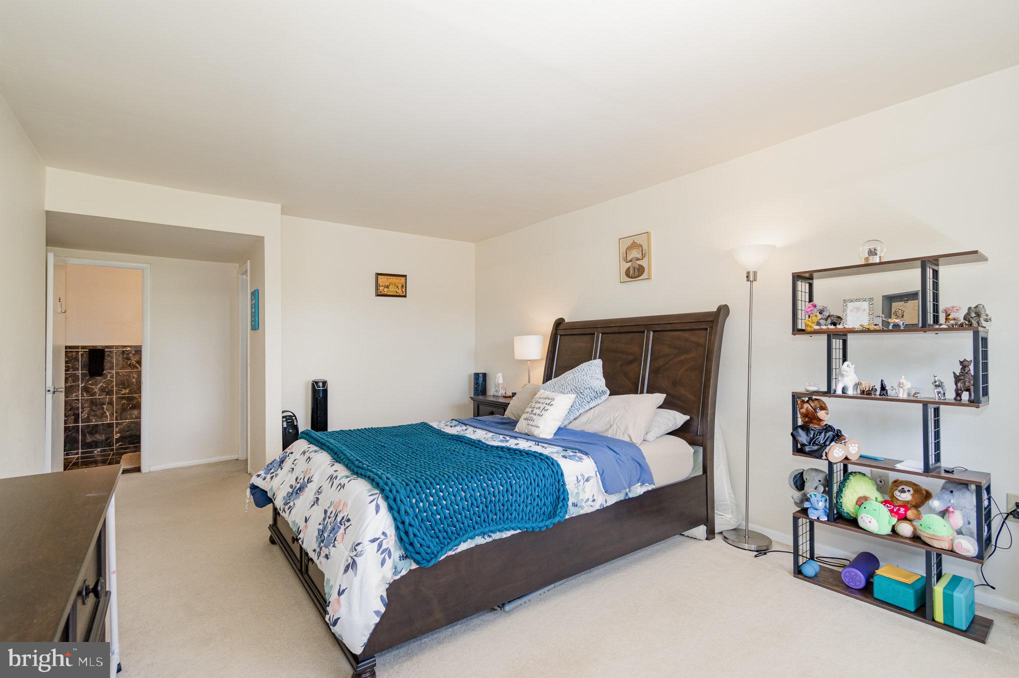 CROSS KEYS - Residential