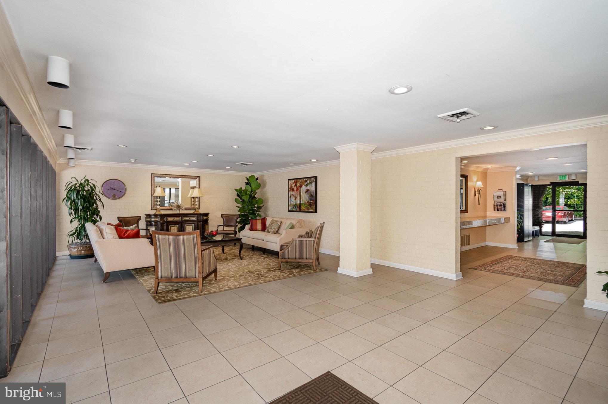 CROSS KEYS - Residential