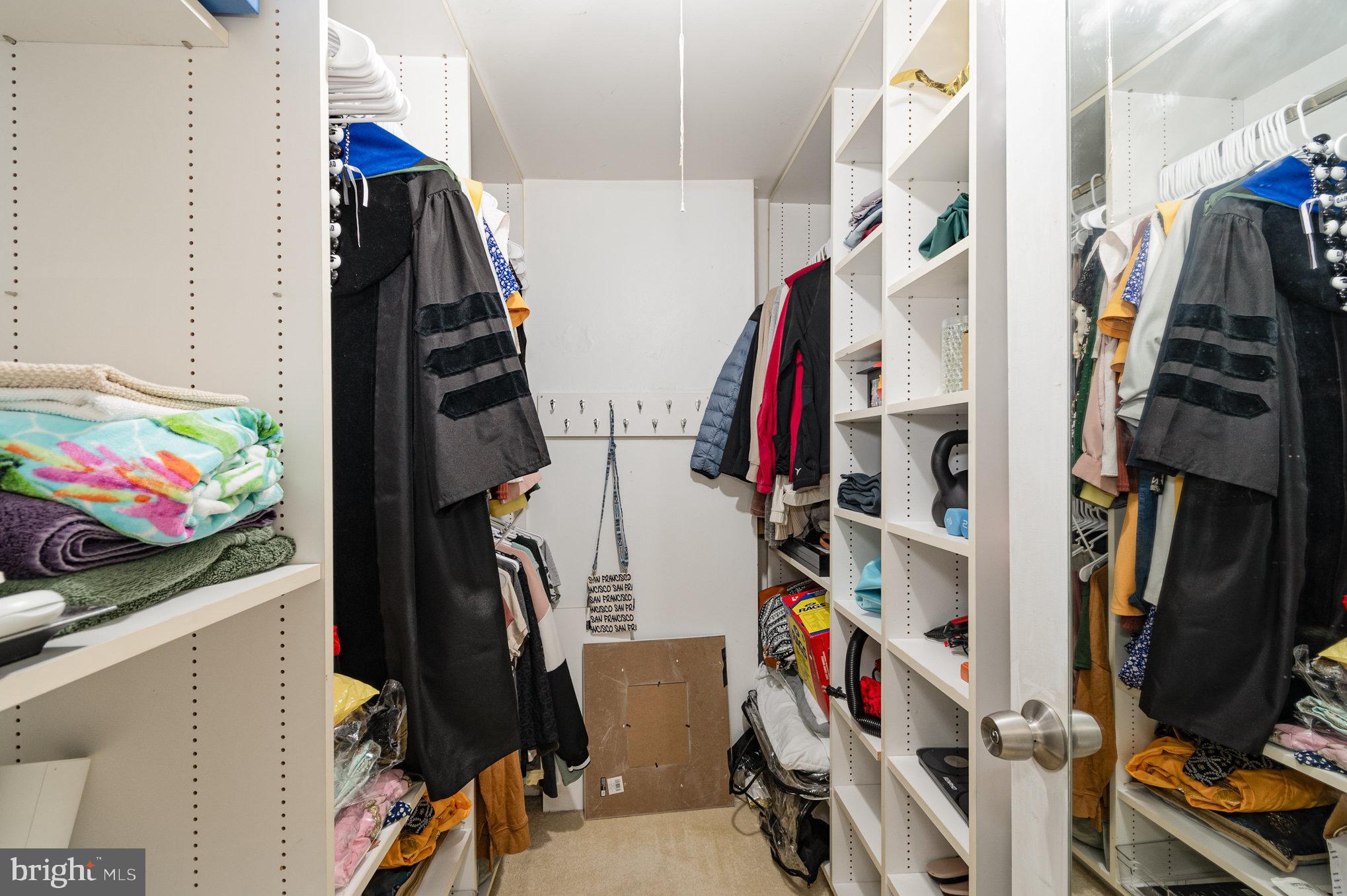 CROSS KEYS - Residential