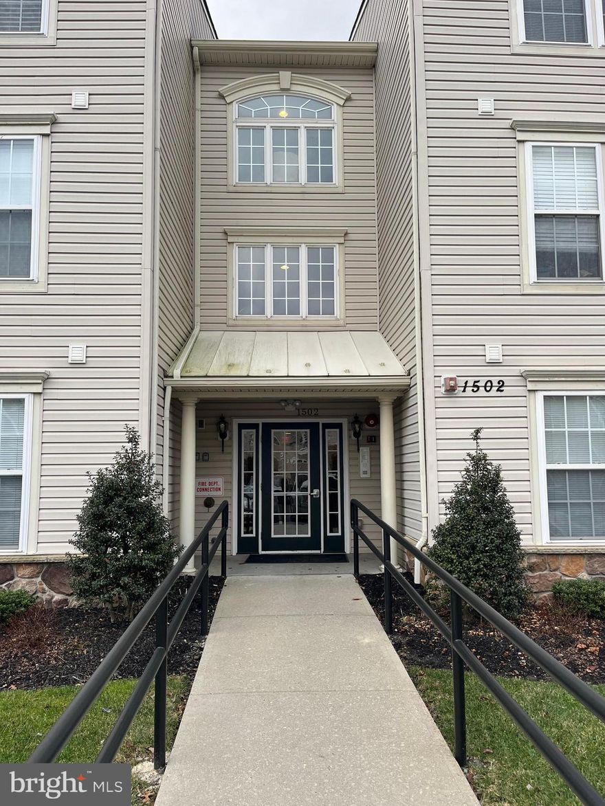 Check out this 2 bedroom 2 bath retreat in Hearthstone One West Bristol over 55+ community.  This unit features a beautiful open kitchen with abundant wood cabinetry and stainless steel appliances.  The bright open  floor plan provides tons of natural light.   Each bedroom has its own en-suite bathroom and is located at opposite ends of the home providing an option for privacy.  Extras include a gas operated fireplace, walk-in closets, large storage closet, a bonus gathering area on each floor, a private balcony with views of the beautiful courtyard with gazebo, shared storage on each floor by elevators, and some additional storage in utility closet on patio.