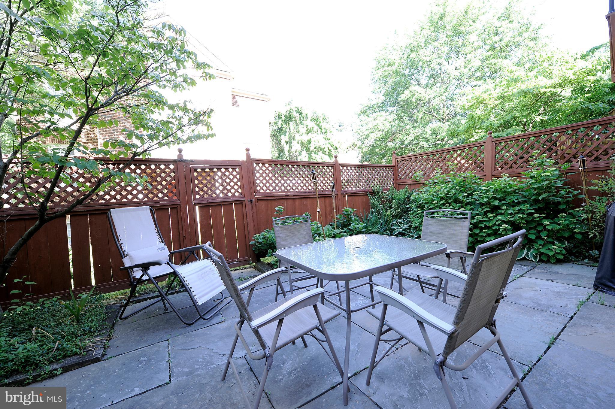 WHITLEY PARK CONDOMINIUM - Residential Lease