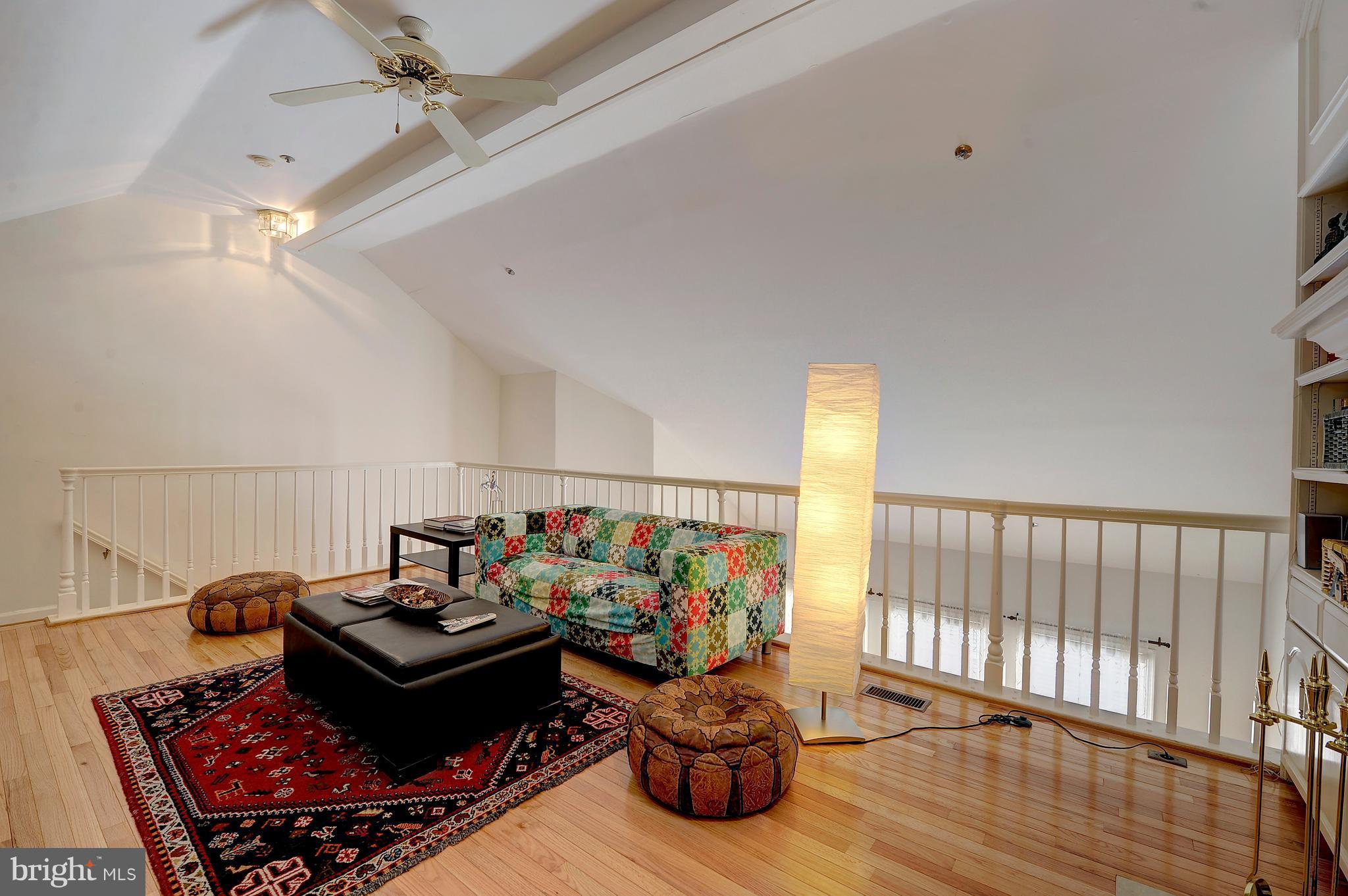 WHITLEY PARK CONDOMINIUM - Residential Lease