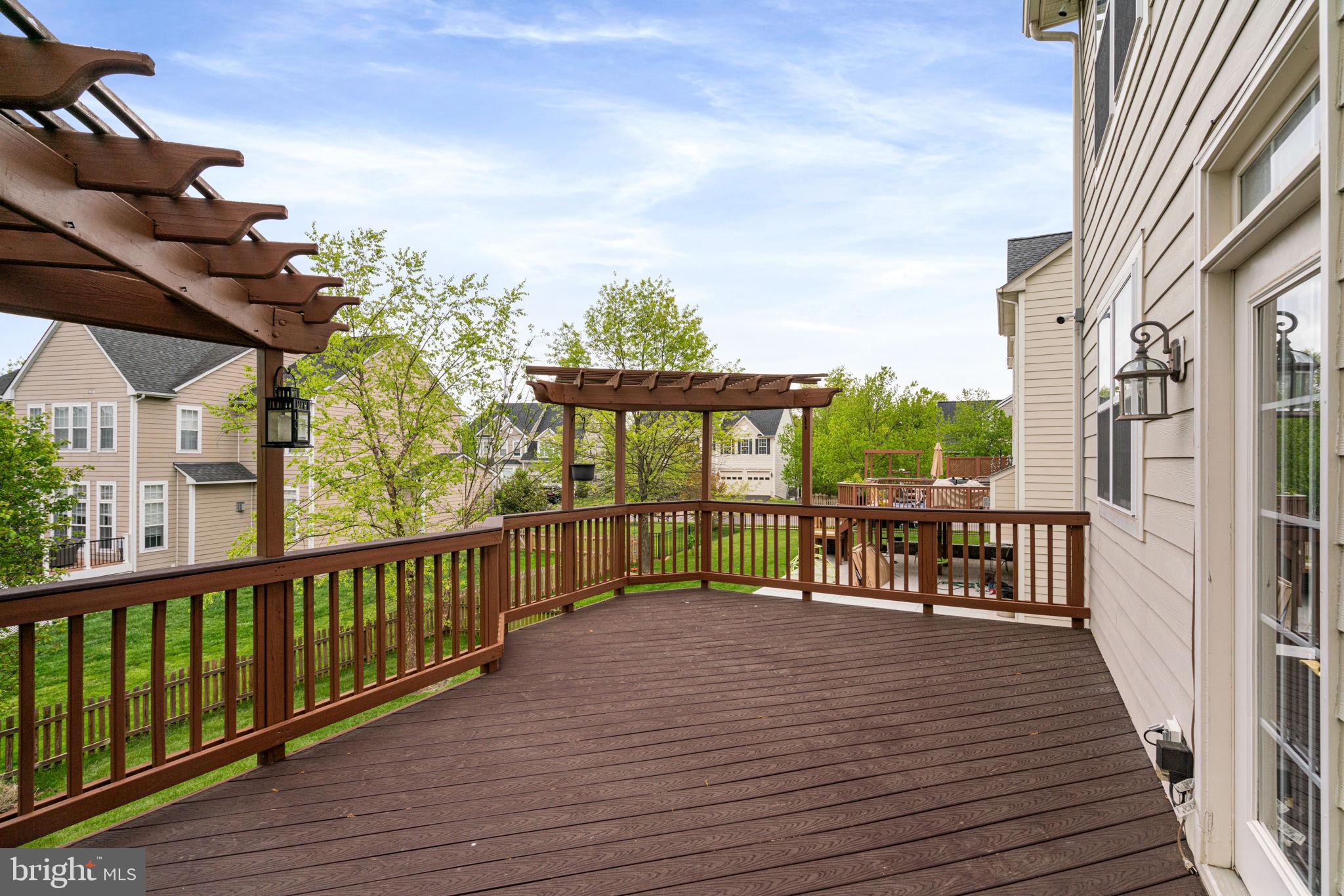 BROADLANDS SOUTH - Residential Lease