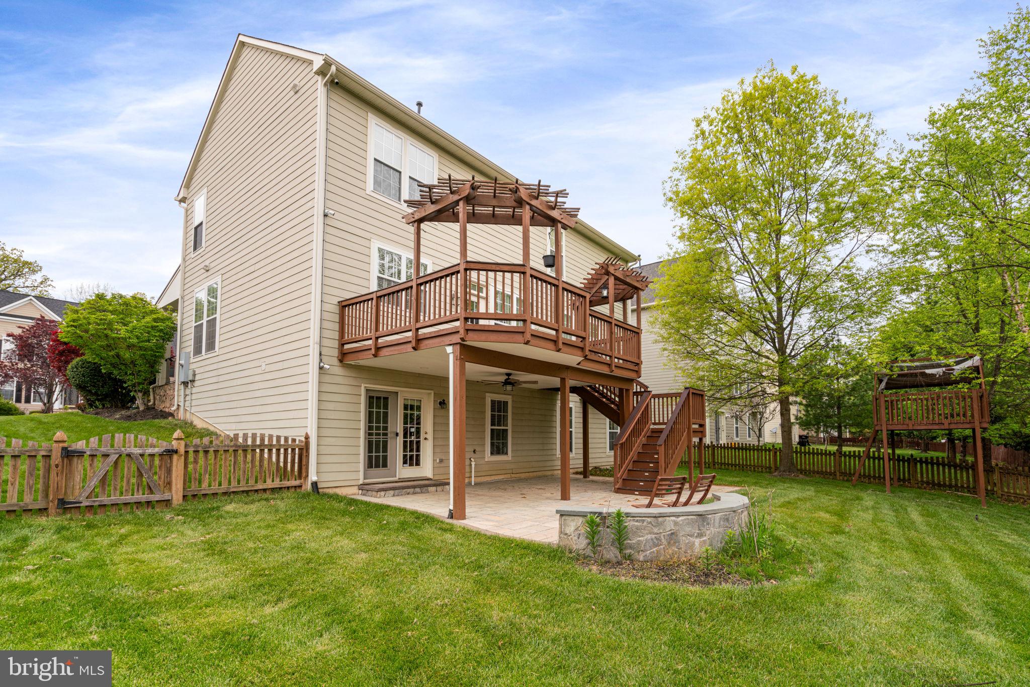 BROADLANDS SOUTH - Residential Lease