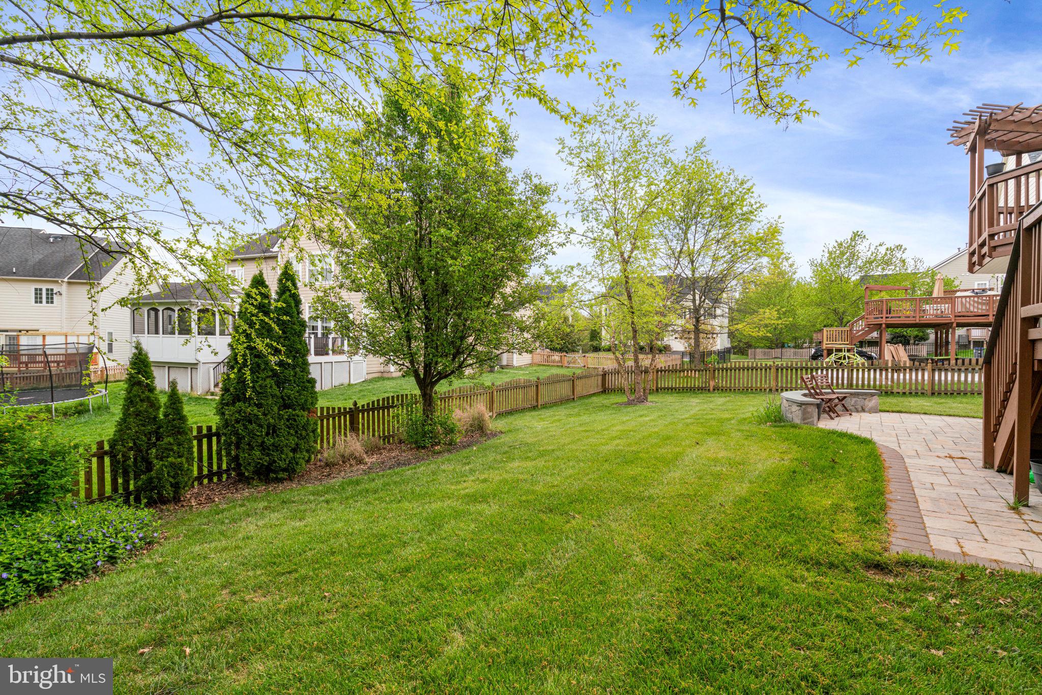 BROADLANDS SOUTH - Residential Lease