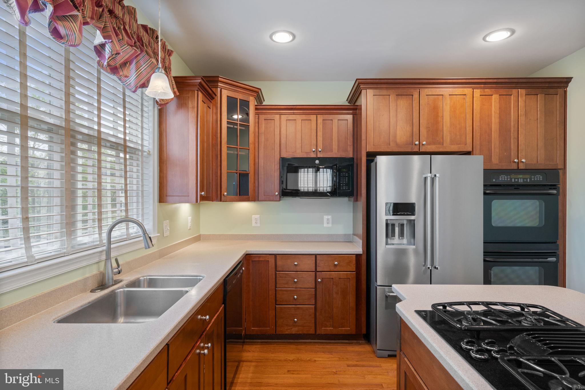 BROADLANDS SOUTH - Residential Lease