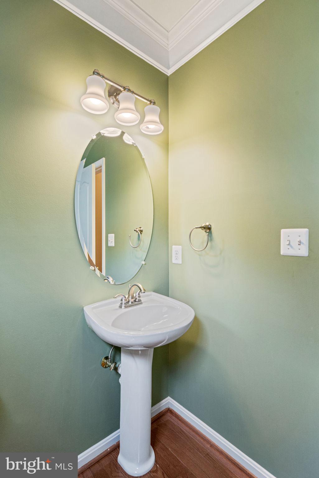 BROADLANDS SOUTH - Residential Lease