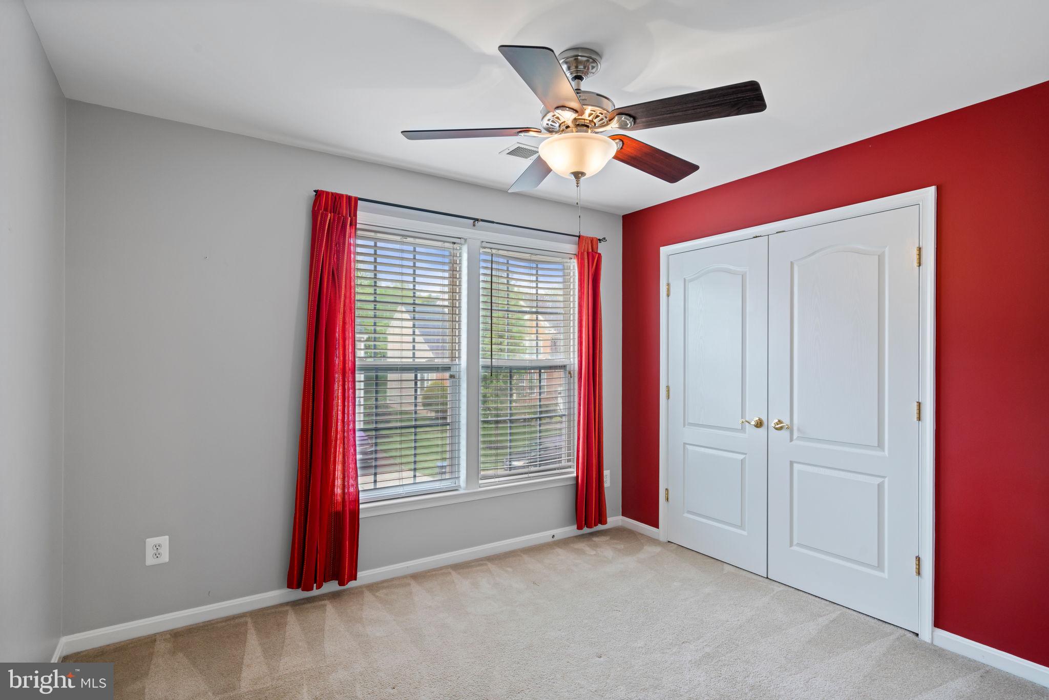 BROADLANDS SOUTH - Residential Lease