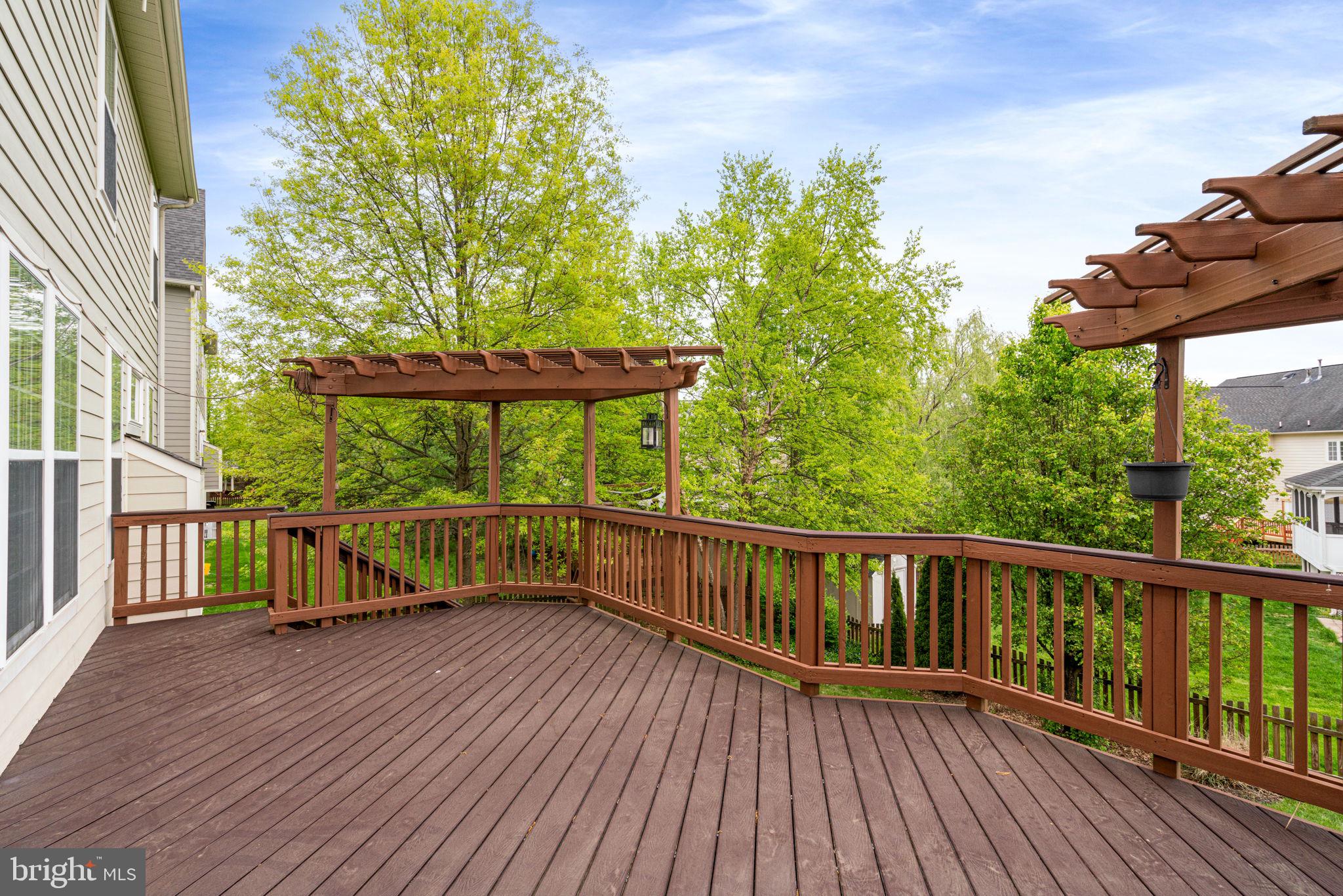 BROADLANDS SOUTH - Residential Lease