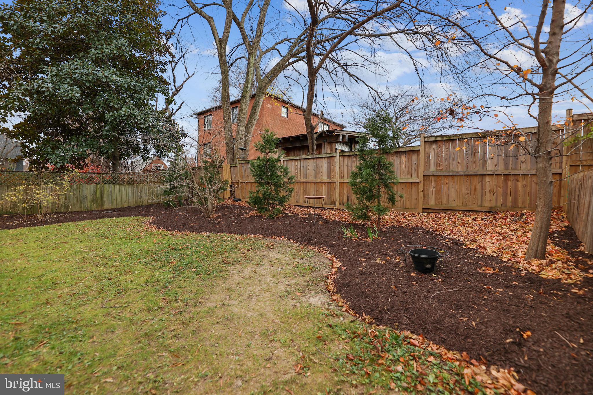 LYON PARK - Residential