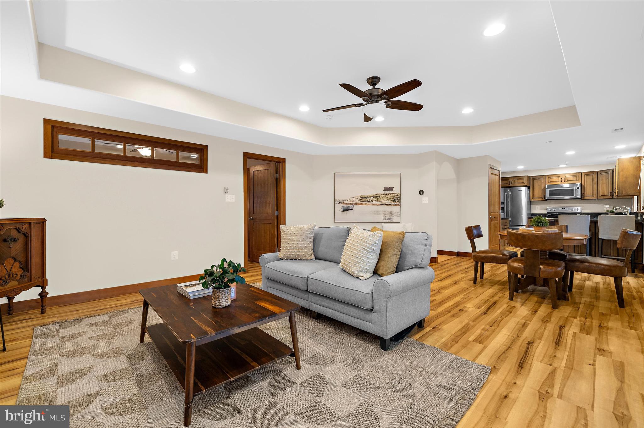 SEVERN GROVE - Residential