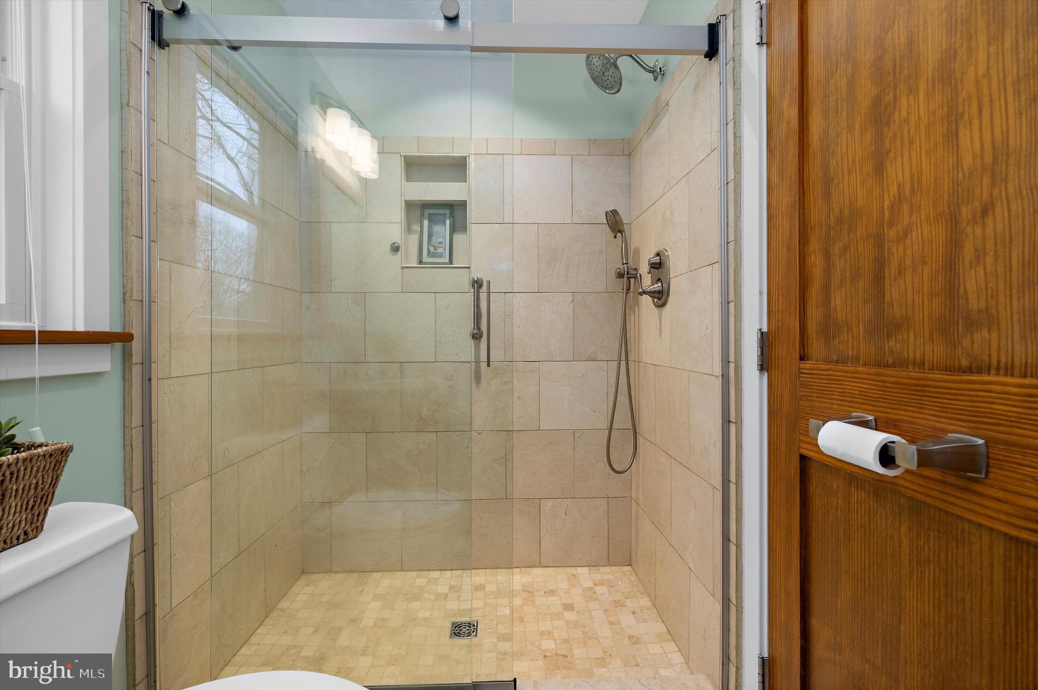 SEVERN GROVE - Residential