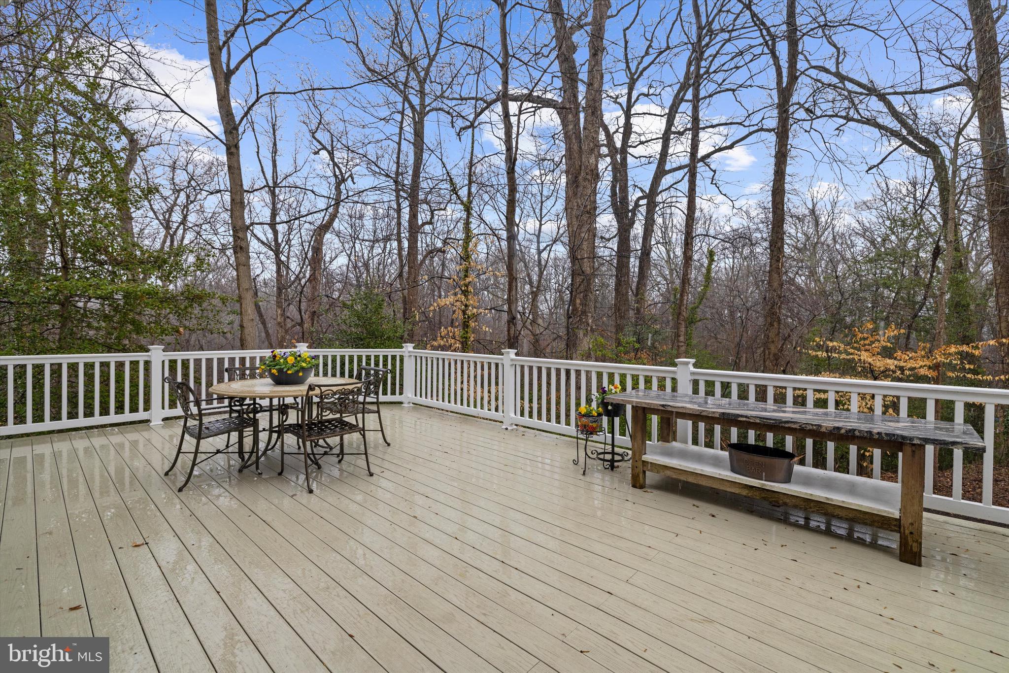 SEVERN GROVE - Residential