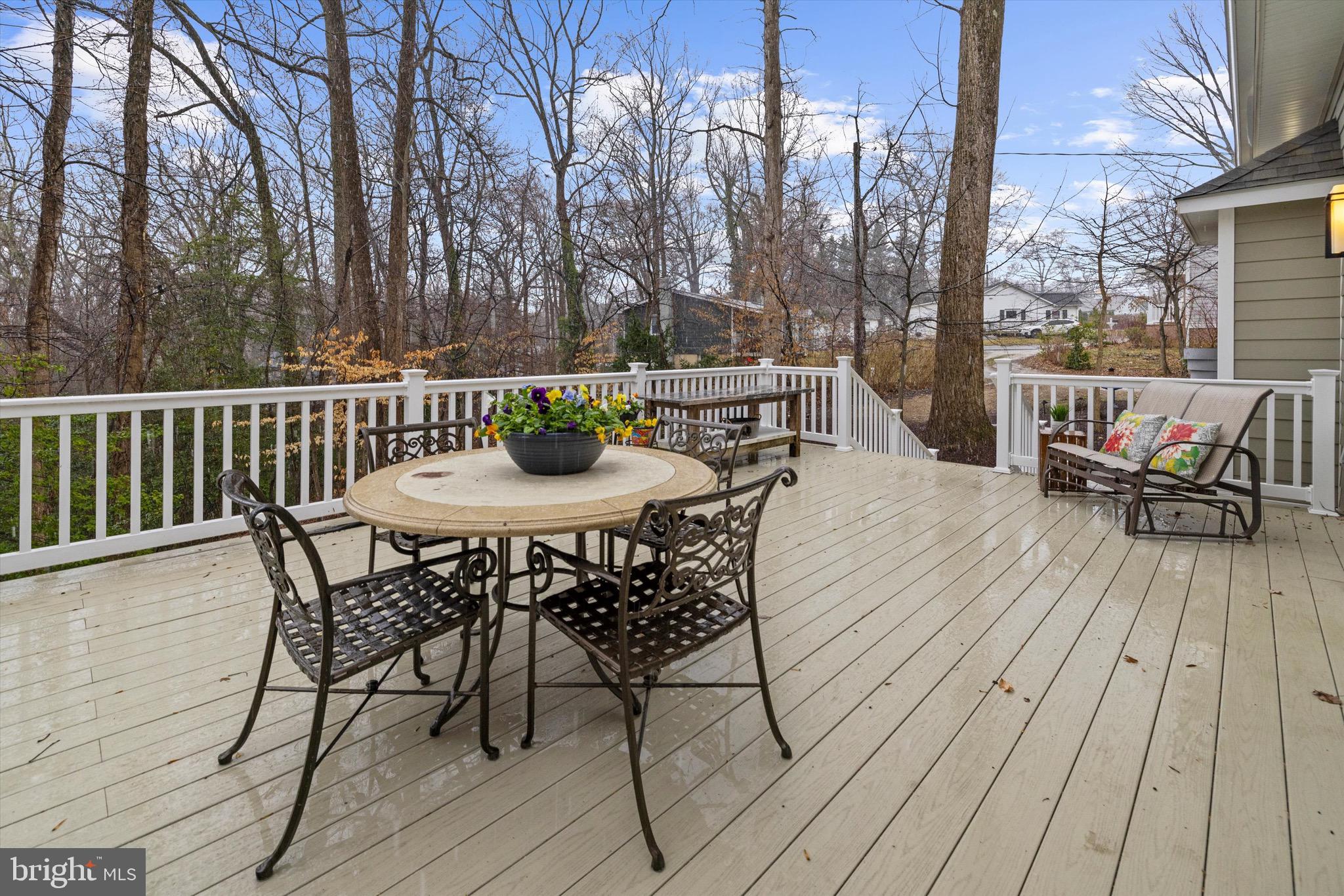 SEVERN GROVE - Residential