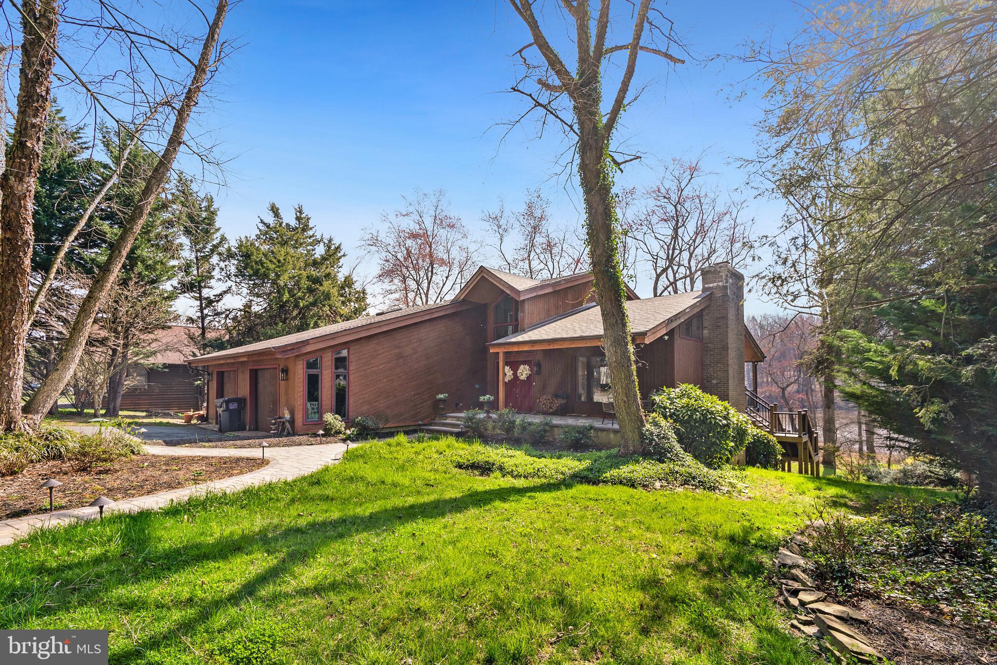 SHOREWOOD ESTATES - Residential